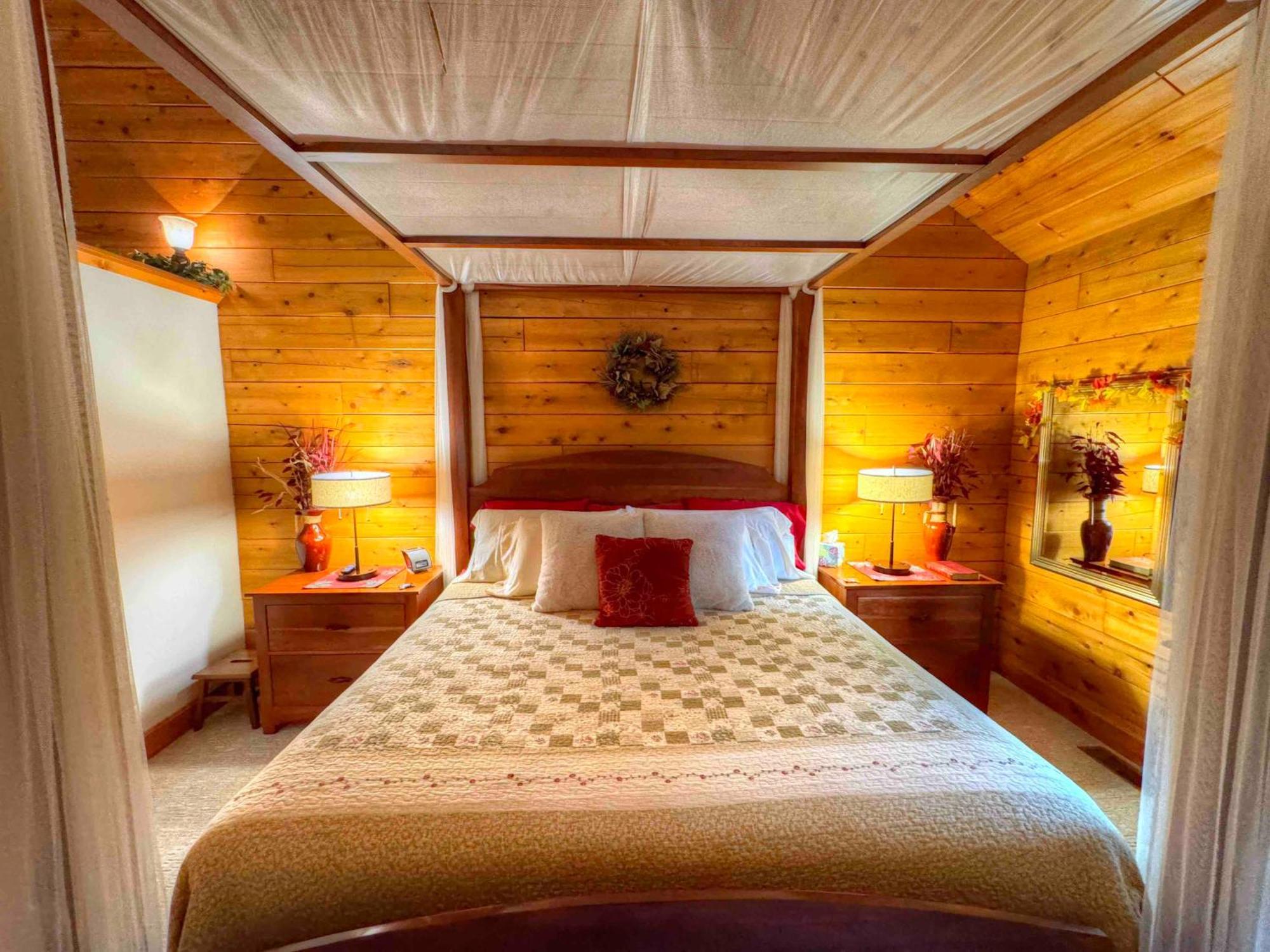 Ferngully Creek Cabins Millersburg Dış mekan fotoğraf