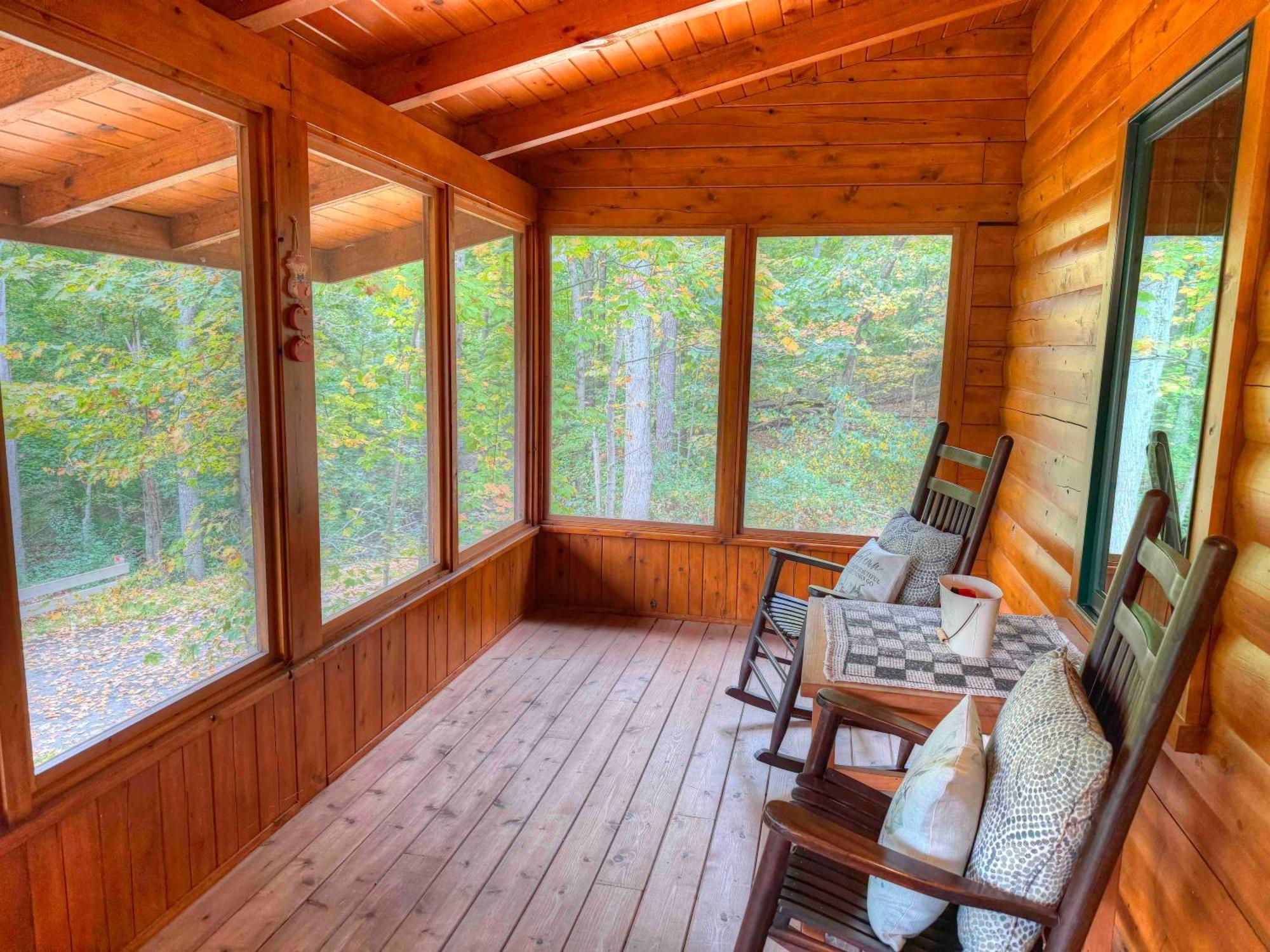 Ferngully Creek Cabins Millersburg Dış mekan fotoğraf